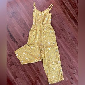 Floral Jumpsuit 💛